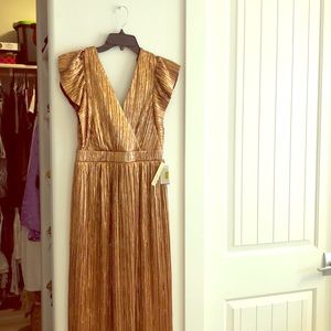 Cocktail dress size Medium. Copper/Rosegold